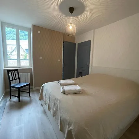 Bel appartement T3 rénové avec cour intérieure - Villa Marie Bagnères-de-Luchon Extérieur photo