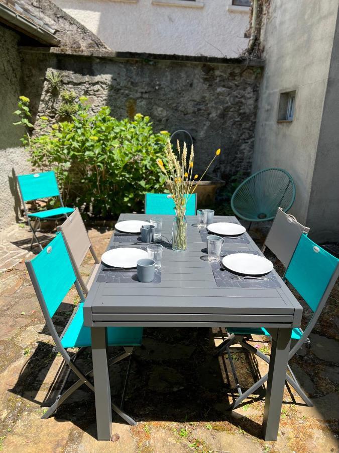 Apartamento Bel T3 Au 1er Etage Avec Cour Interieure Au Rdc - Marie